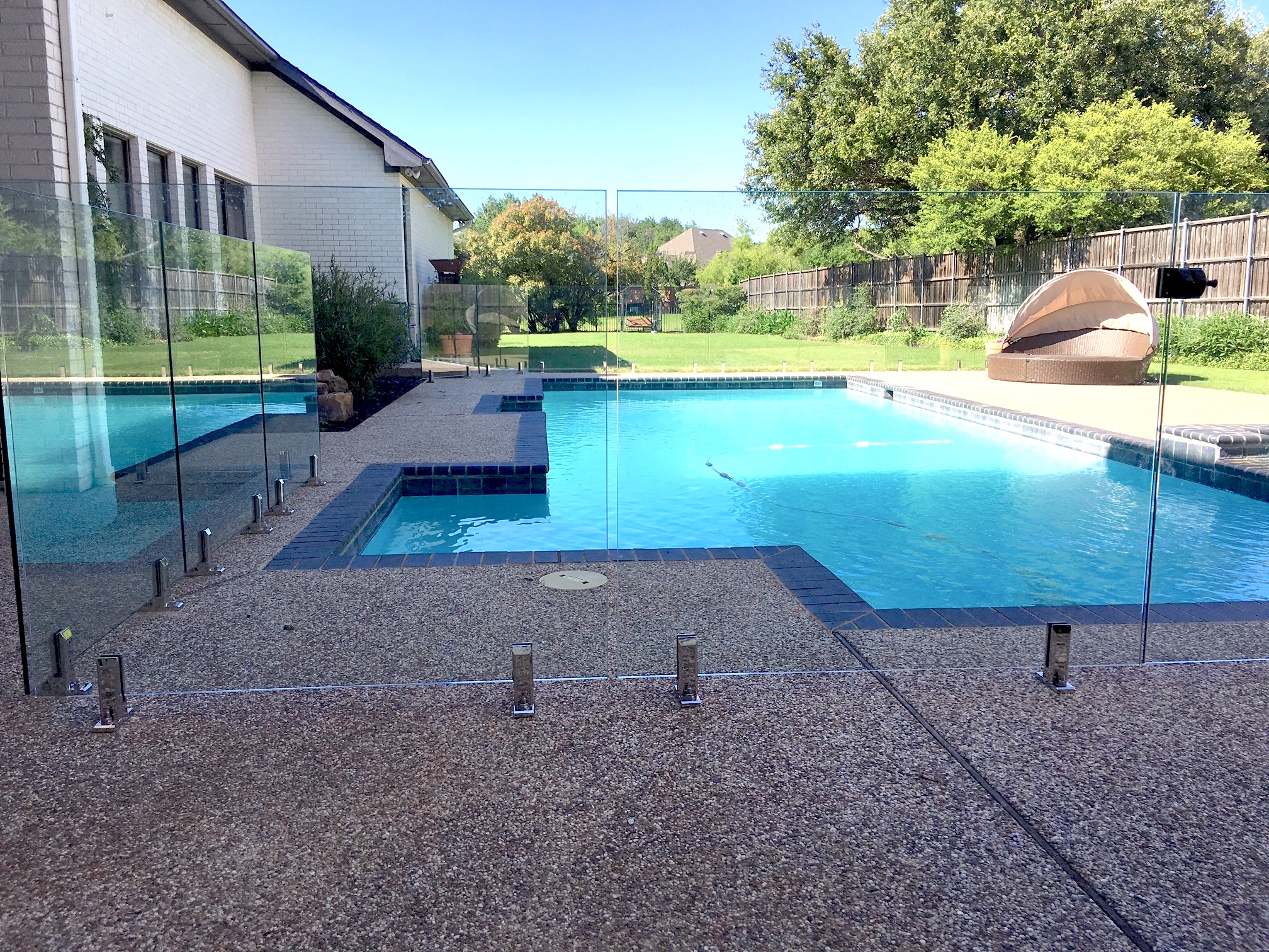 Pool Fencing: Why Variety of Product Options Matters